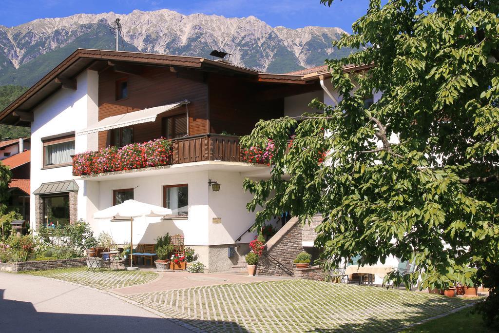 Haus Gamper-Haselwanter Daire Tarrenz Oda fotoğraf