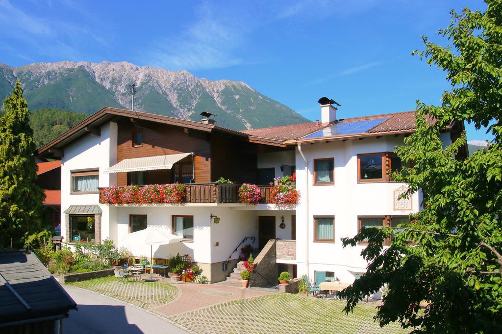 Haus Gamper-Haselwanter Daire Tarrenz Oda fotoğraf